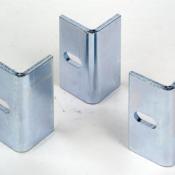  884 - equerres pour cremailler 