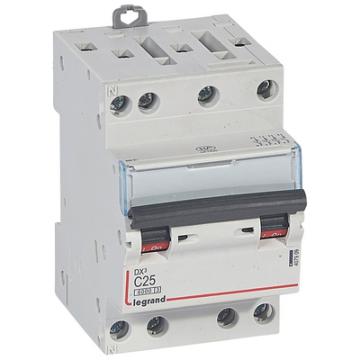  DX3 4P C25 6000A 3M 