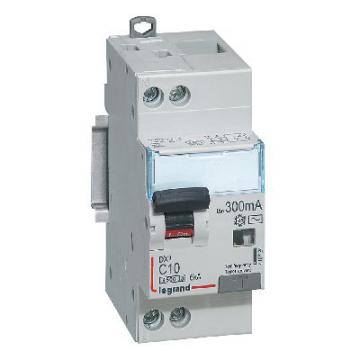  DX3 1P+NG C10 4,5/6K AC 300MA 