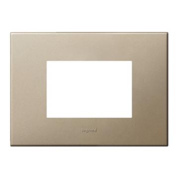  3 MOD PLAQ SQ CHAMPAGNE 