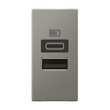  CHARG 1M 2USB A+C 15W MG 