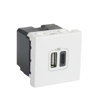  CHARG 2M 2USB A+C 3A 15W BL 