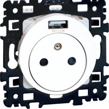  SQUARE PC 2P+T + Prise USB-A 
