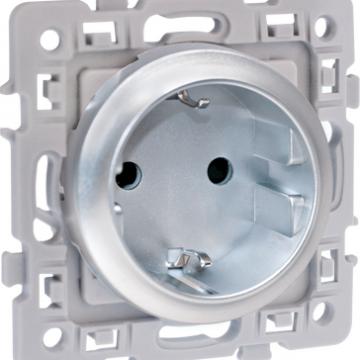  SQUARE  PC 2P+T SILVER SCHUKO 