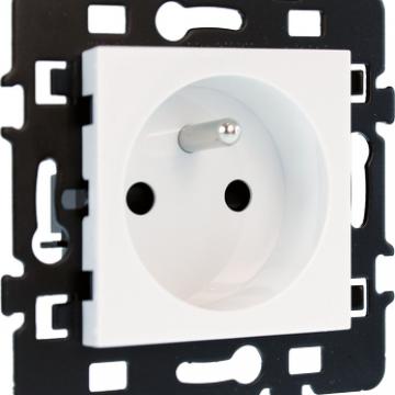  Prise 2P+T + enj.cxH/B(r�no) 